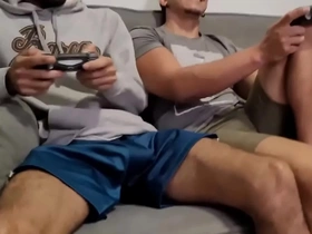 Reunir os amigos para jogar videogame e acabou em putaria  juninho oficial  henrique alagoano
